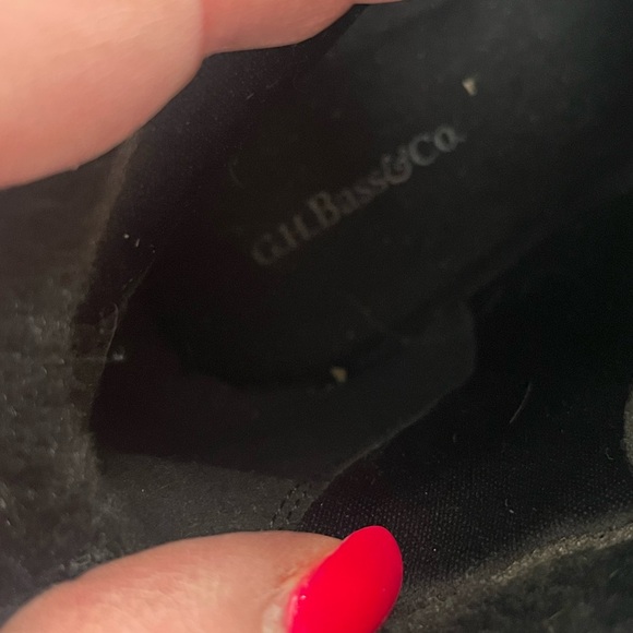 G.H. Bass & Co. Black Leather Ankle Booties with Faux Fur Women’s size 9 - Picture 12 of 13